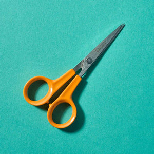 Embroidery scissors